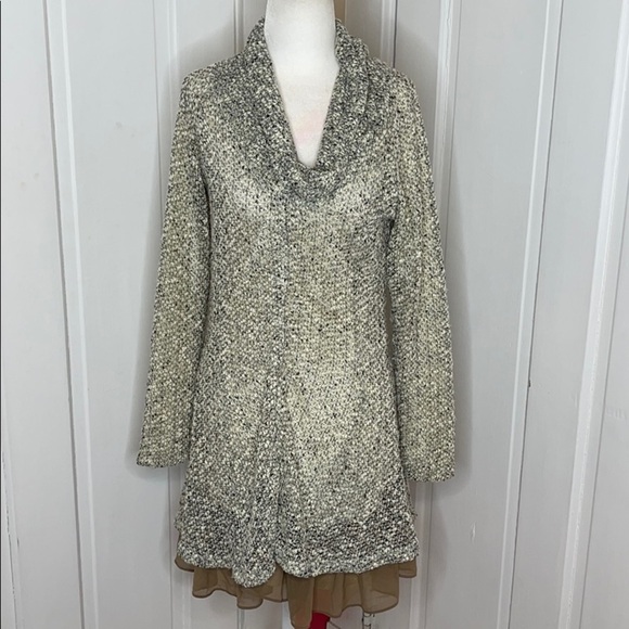 A’REVE•A’LTARD STATE•TUNIC - Picture 2 of 13